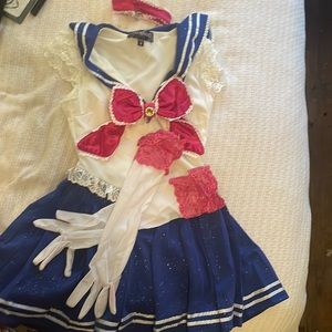 Small Trickz N’ Treatz Lunar Guardian